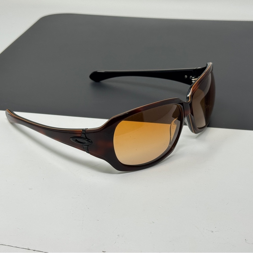 Oakley Script Sunglasses  Authentic 05-968 SCRATCHED LENSES
